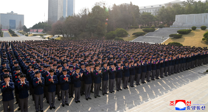 13-朝鮮で始業の日を迎えた